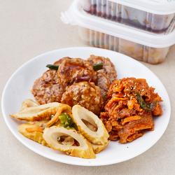 [로켓프레시] 더반찬 구운어묵볶음 220g + 한끼 한돈제육볶음 250g + 떡갈비조림 250g 세트, 1세트