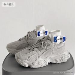 남성 겨울 운동화 아버지 신발은 캐주얼하게 높이 올라간다 바닥이 두껍다 뉴타임즈 A25 E155N854