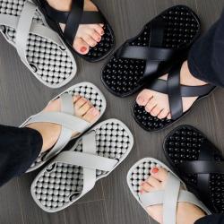 사용이 편리한 양방향 앞뒤없는 물빠짐 욕실화 PVC 지압 논슬립 미끄럼방지 화장실 욕실 베란다 신발 욕실화 슬리퍼