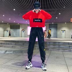Makone여자여름세트 여성캐주얼슈트2022 블랙 작업복 바지 여자 날씬해 보이다 허리 멋져 보이다 미국식 작은 키 대박 스트랩 바지 세트 ins 붐비다