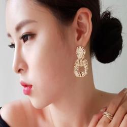 동상이몽 소이현 귀걸이 짜그리 빅사이즈 특이한귀걸이